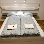 Old Town - Self Check-in Apartment *