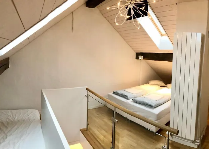 Old Town - Self Check-in דירה